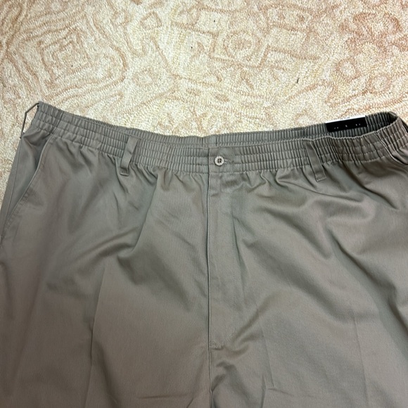 Falcon Bay khaki pants size 50x32. NWT - Picture 3 of 5